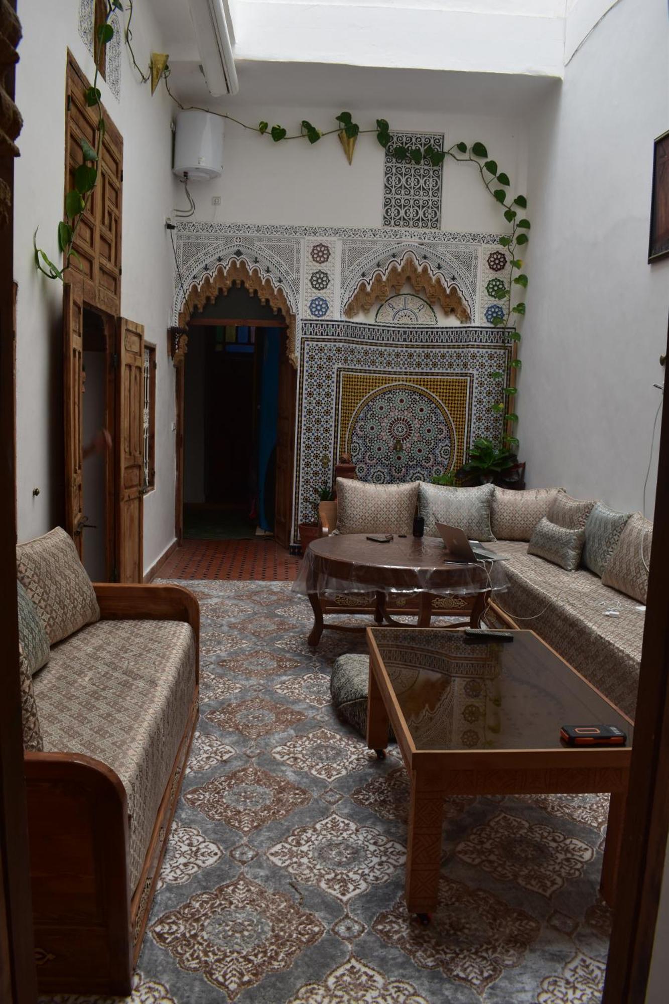 Hostel Capital Rabat Buitenkant foto